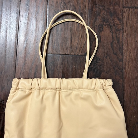 ZARA DRAWSTRING CLOSURE TOTE BAG - Picture 6 of 11